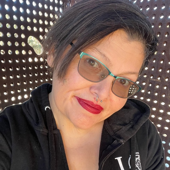 Meet your Posher, Jensen - Picture 5 of 16